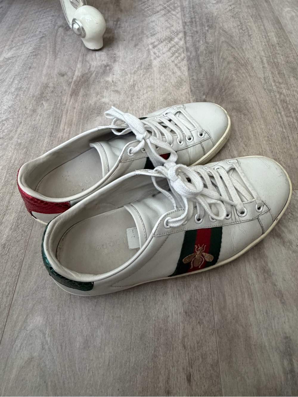 Women's Gucci Ace sneaker with bee 🐝